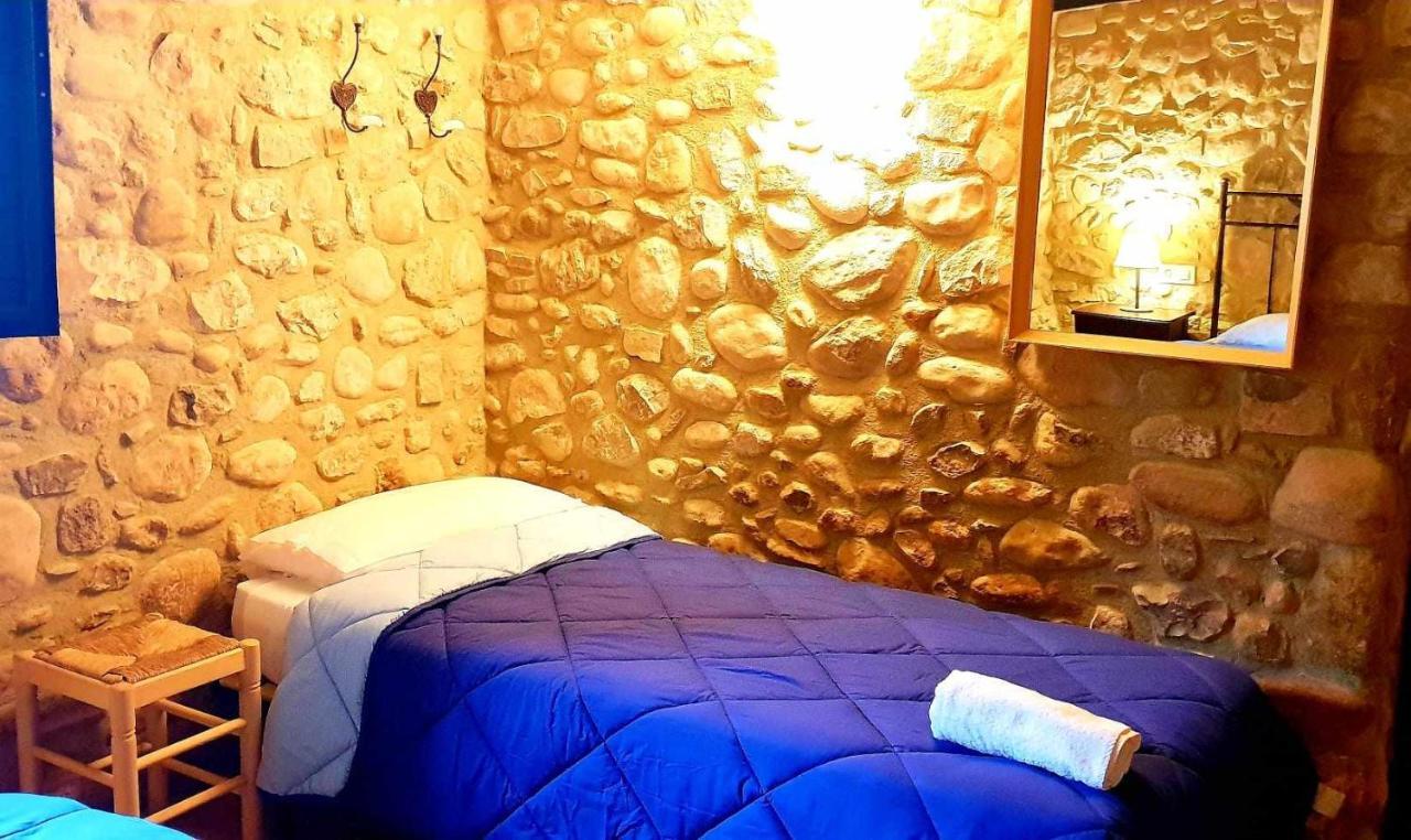 Masia Para Grupos Con Piscina Privada28 Pax Cabanelles Extérieur photo